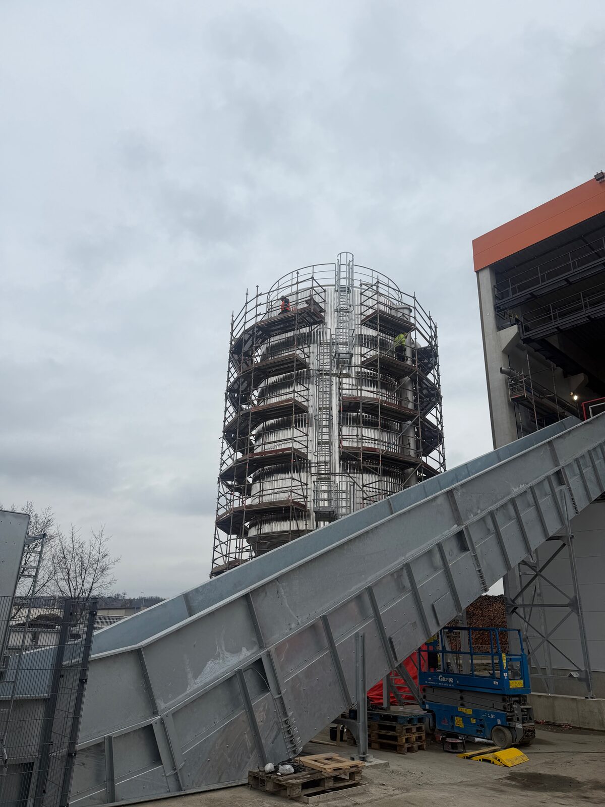 Spiralförmiger Gerüstturm